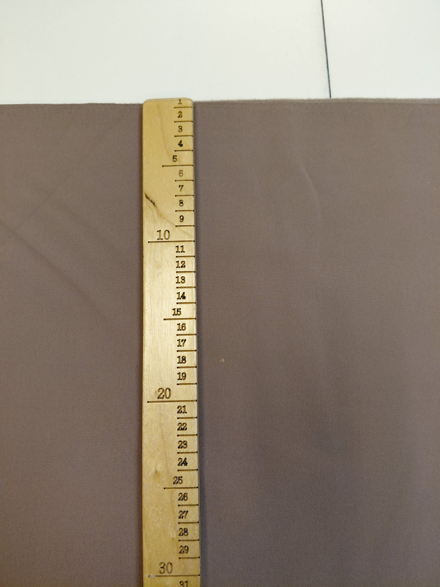 Attēls ar Audums ar defektu - Softshell audums ar elastānu - kakao brūns 300 g/m² - 1,7m – pieejams Šarlotes audumi