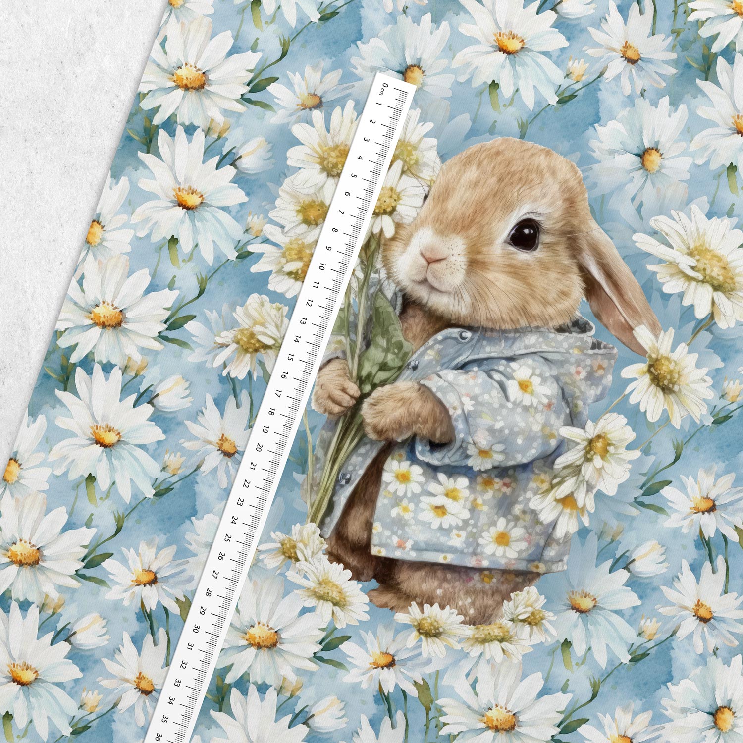 Cilpiņtrikotāžas panelis 40x50 cm - zaķīts ar margrietiņām 250 g/m²