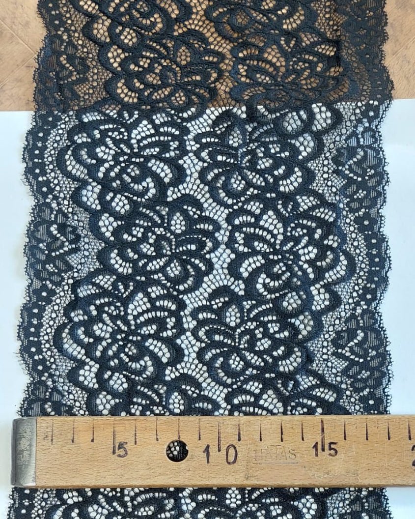 Image of black elastic lace 18 cm, available online at Charlotte's Fabrics