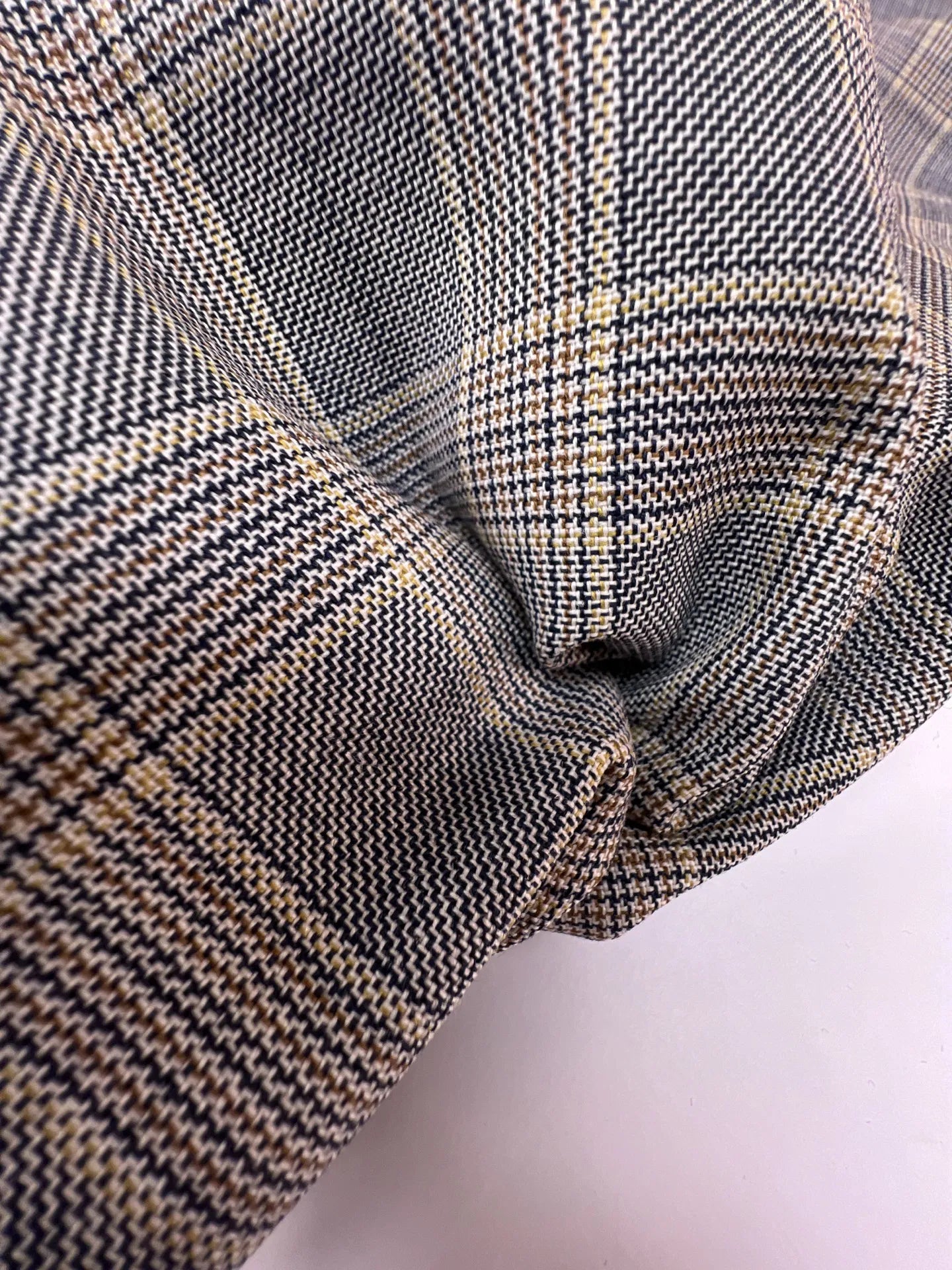 Itālijas tvīda kostīmaudums | 60% vilna | 39% kokvilna | 1% elastāns | 260 g/m² | 160 cm