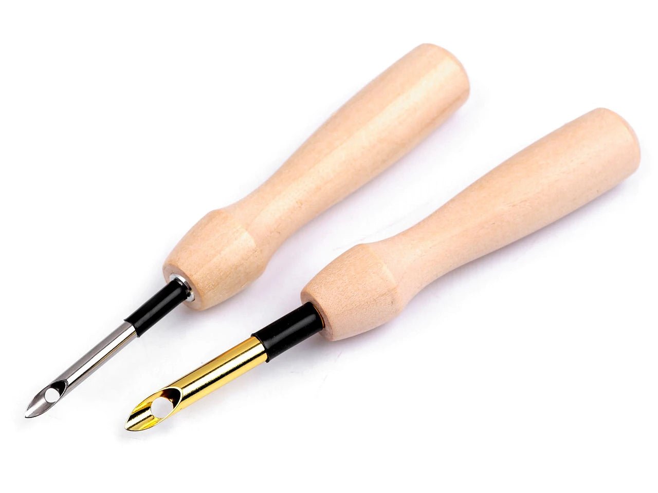 Attēls ar Izšūšanas adata ar koka rokturi (dobā) punch needle Ø3,5 mm / Ø5 mm – pieejams Šarlotes audumi