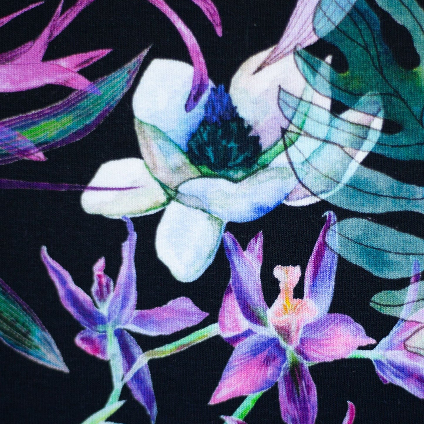 Kokvilnas cilpiņtrikotāža - lapu motīvs 265 g/m²