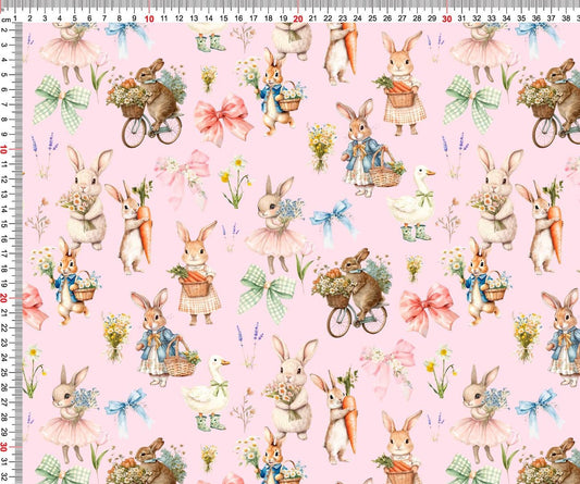 Attēls ar Kokvilnas cilpiņtrikotāža - trusīši uz rozā fona 250 g/m² – pieejams Šarlotes audumi