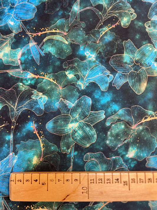 Attēls ar Kokvilnas trikotāža - kosmiskie ziedi 200 g/m² – pieejams Šarlotes audumi