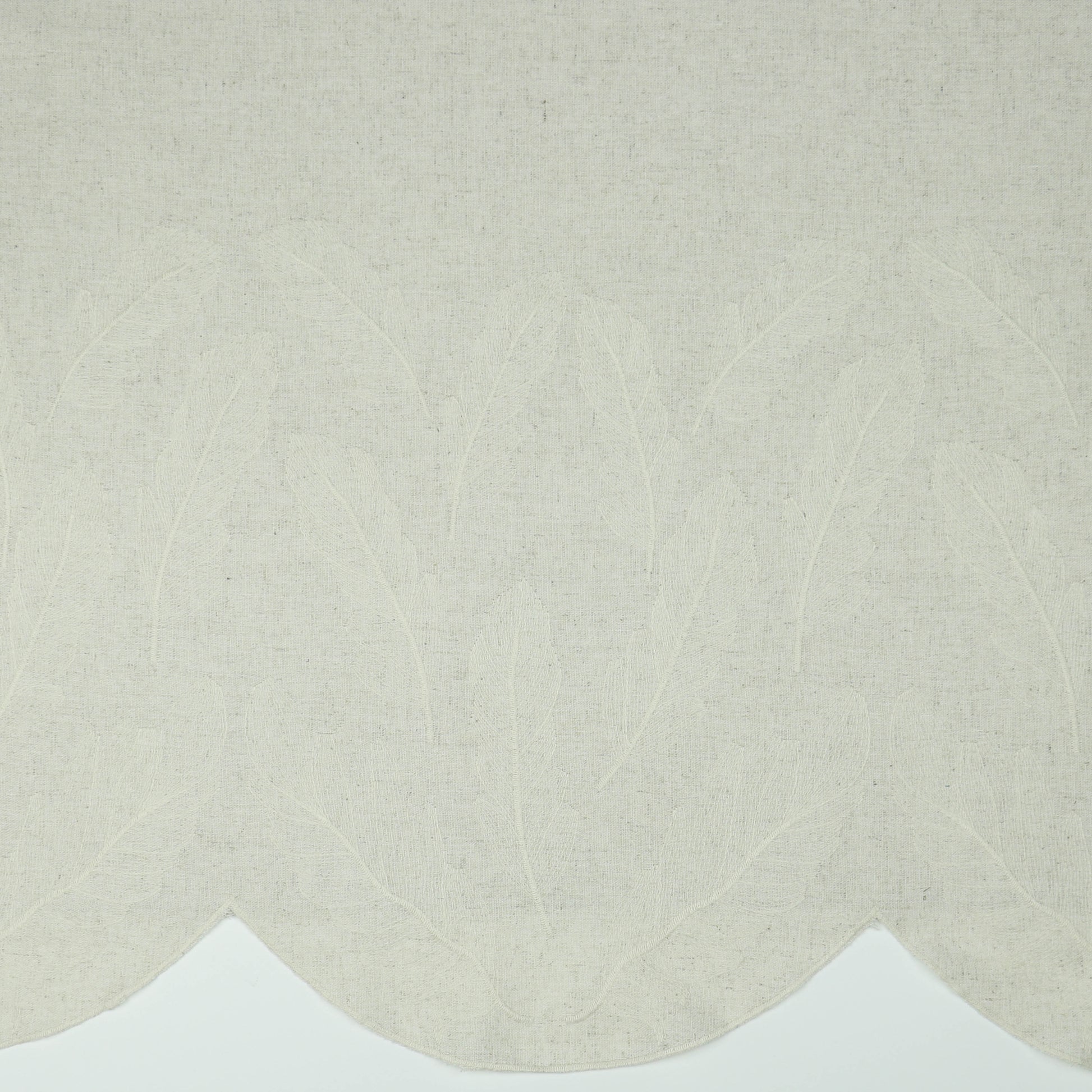 Lins ar viskozi - izšūtas lapas 250 g/m²