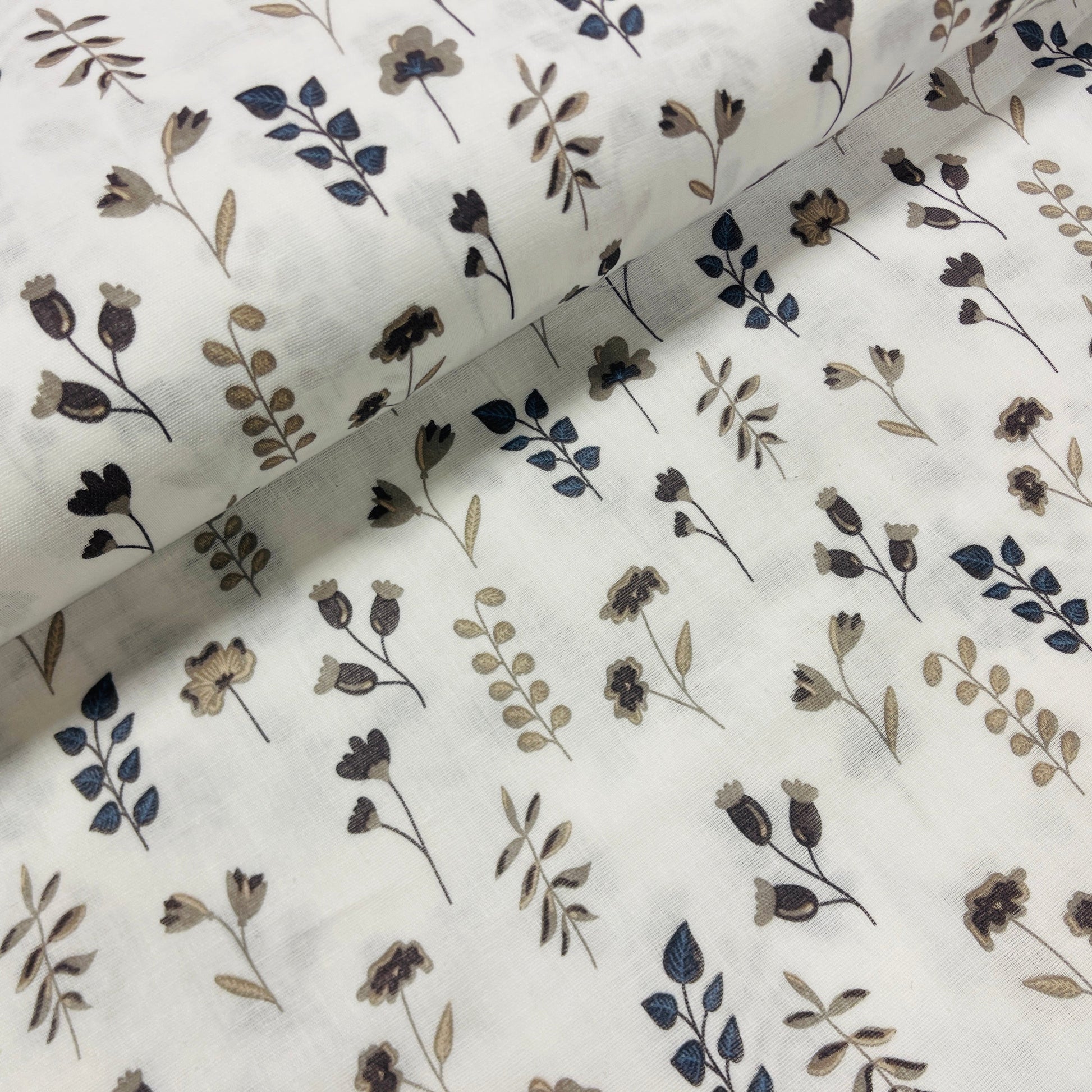 Muslīns - lapiņas pelēkos un tumši zilos toņos 140 g/m²