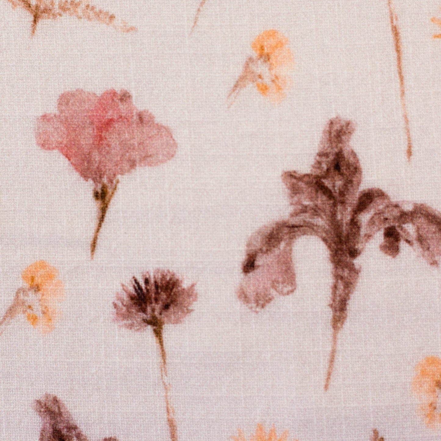 Attēls ar Muslīns - ziedi ar papardi 130 g/m² – pieejams Šarlotes audumi