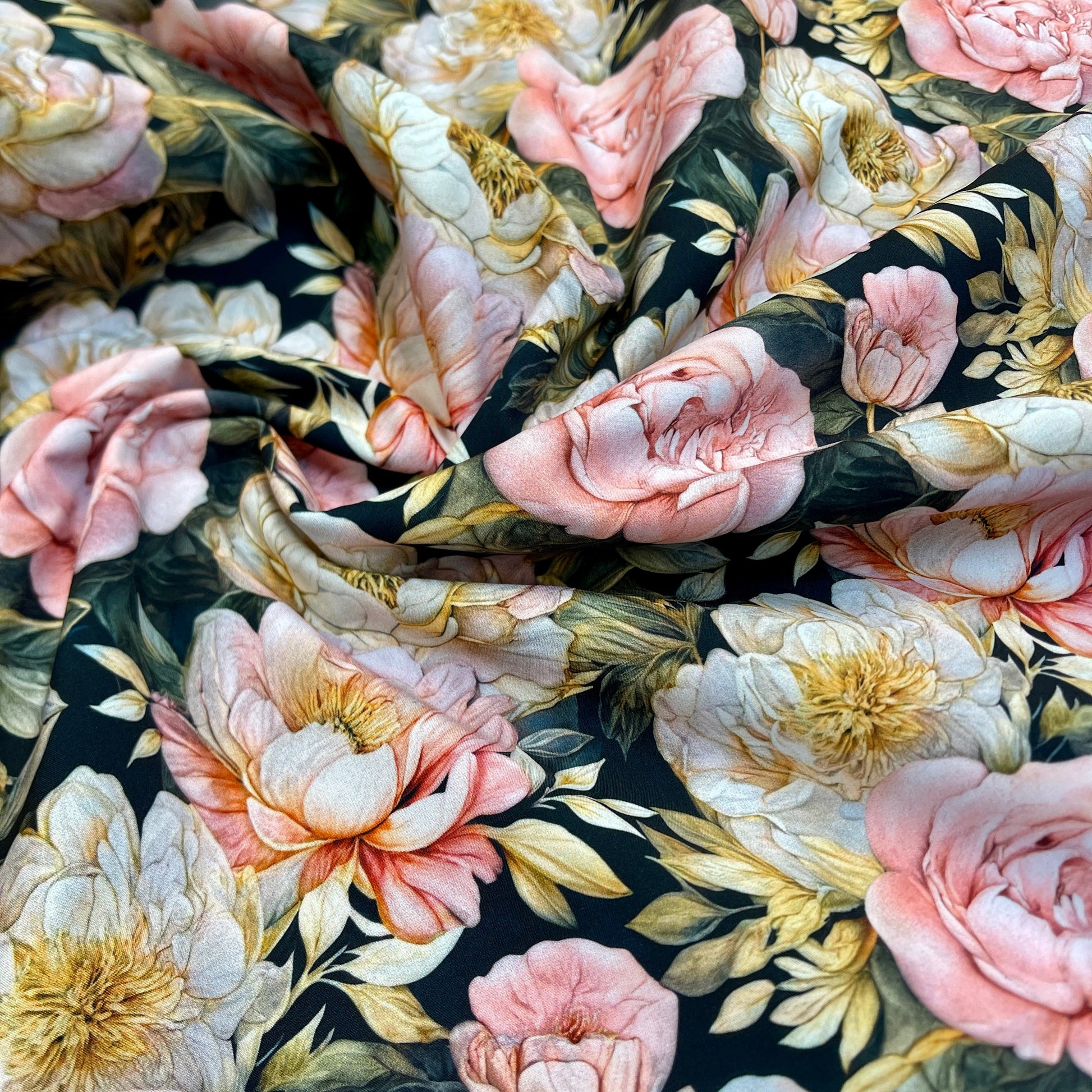 Pēdējais gabaliņš - Softshell audums - peonijas 300 g/m² - 60cm