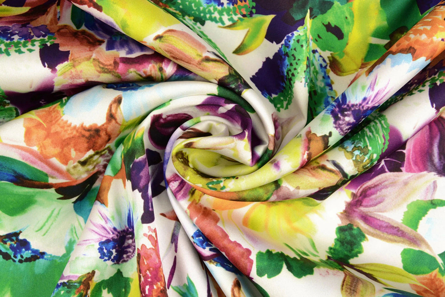 Satīns ar elastānu - angļu dārza ziedi 80 g/m²