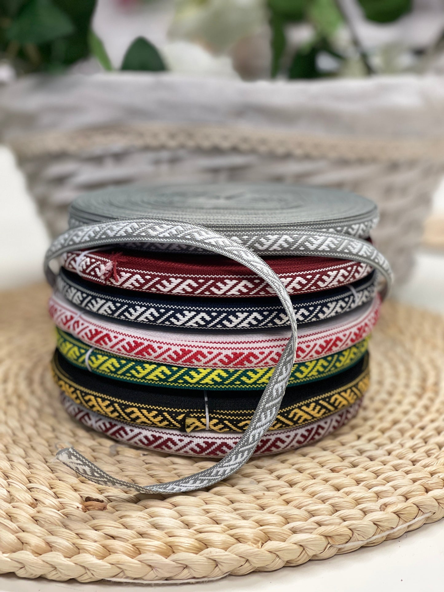 Tautiskā lente, josta Ūsiņš 12mm - sarkana ar baltu - LV