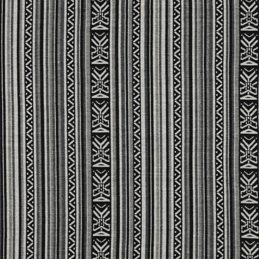 Attēls ar Tautiska raksta audums - melnbalts abstrakts raksts 315 g/m² – pieejams Šarlotes audumi