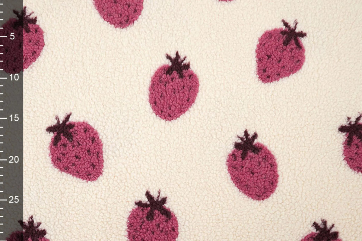 Teddy flīss-zemenes