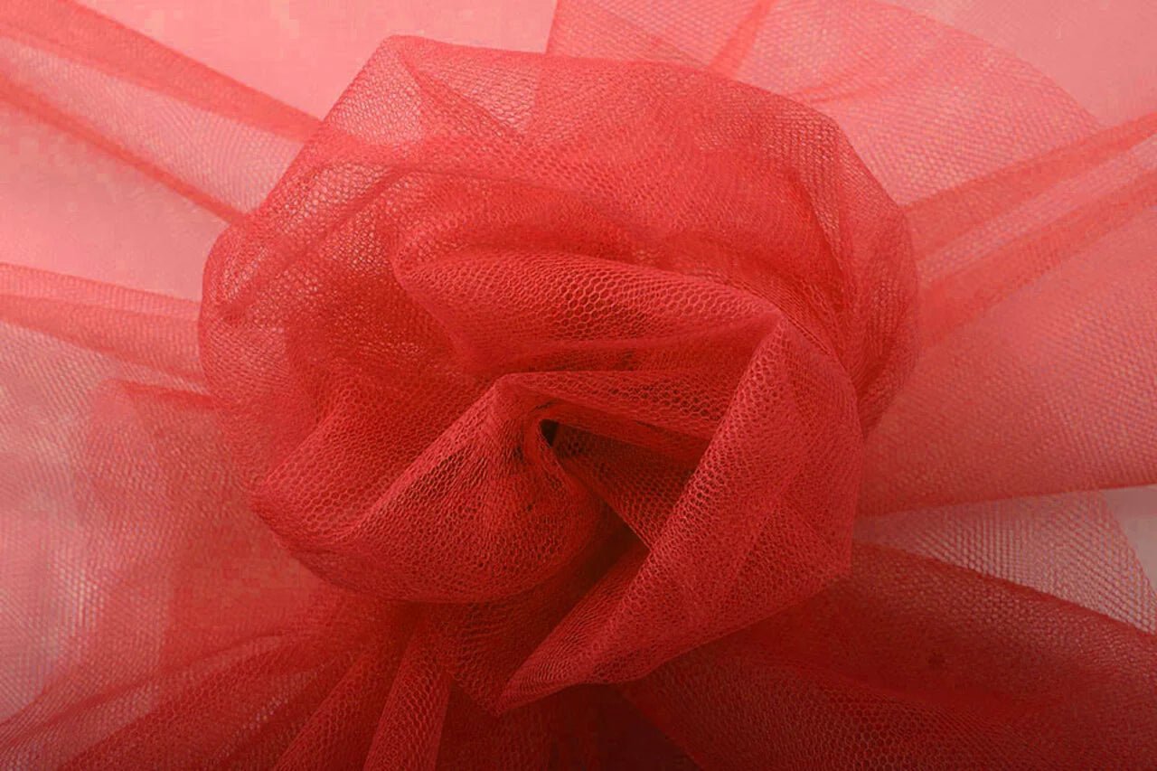 Attēls ar Tills stingrs – sarkans| 100% neilons |20 g/m² 150 cm – pieejams Šarlotes audumi