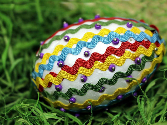 Attēls ar Viļņota dekoratīvā lentīte | 3,5 mm 28 m |dažādu toņu – pieejams Šarlotes audumi