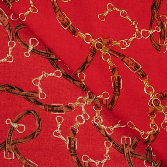 Viskozes audums - ķēdes uz sarkana fona 130 g/m²