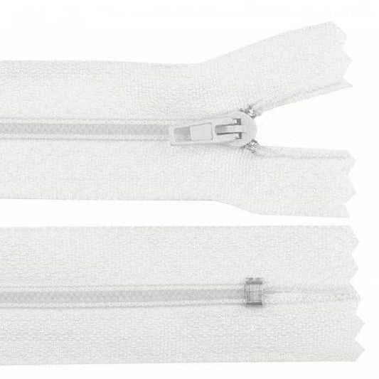 Rāvējslēdzējs slēgtais-balts