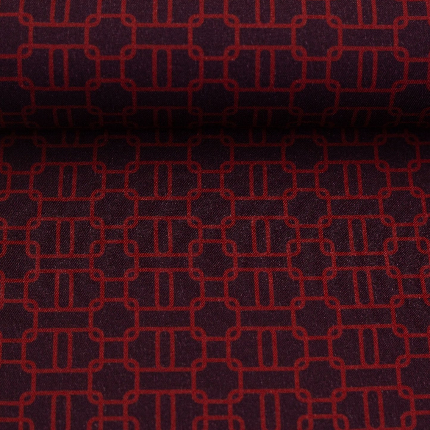 100% Viskozes audums-sarkans ķēžu raksts 135 g/m²