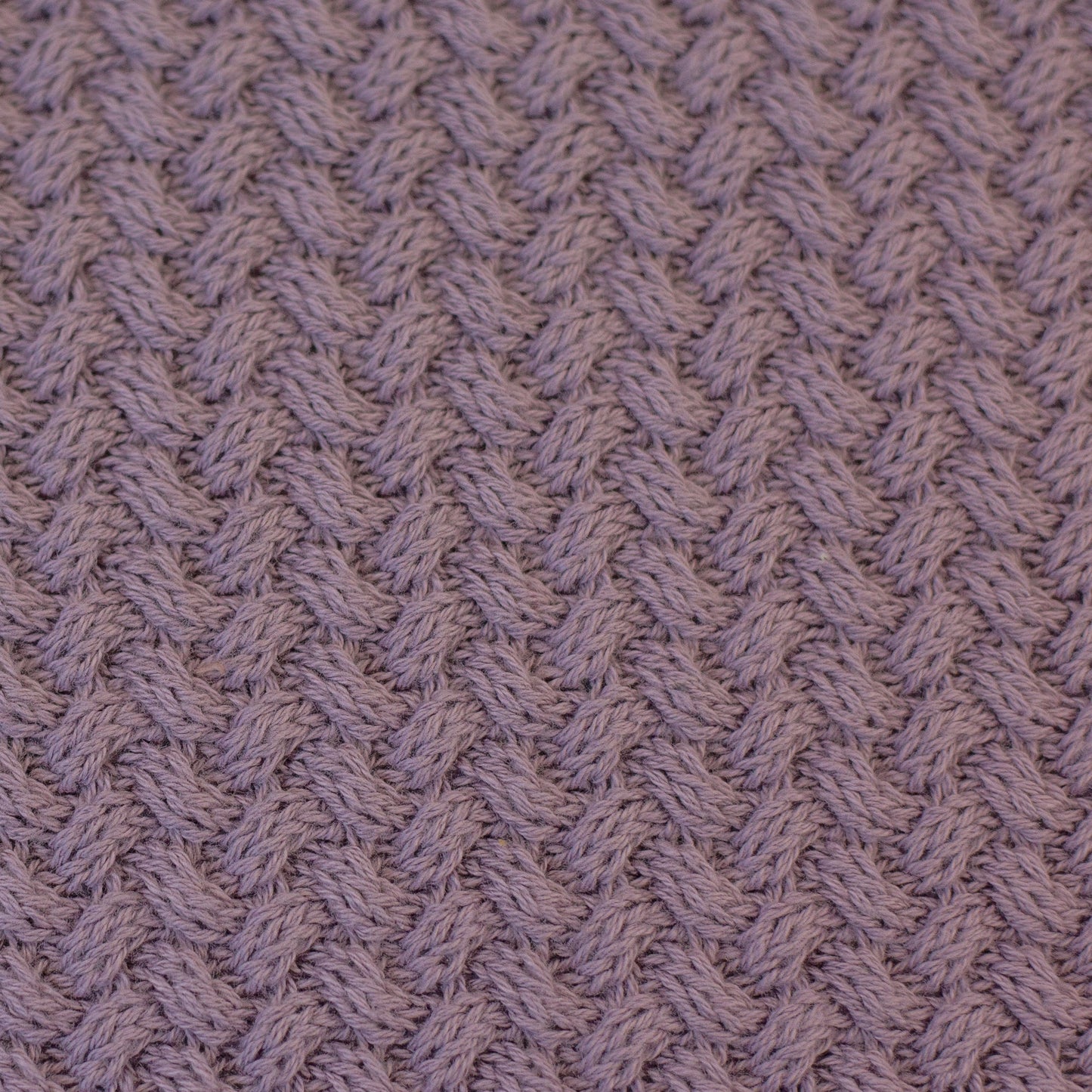 Attēls ar 100% kokvilnas adījums - dūmakaini lillā 525 g/m² – pieejams Šarlotes audumi