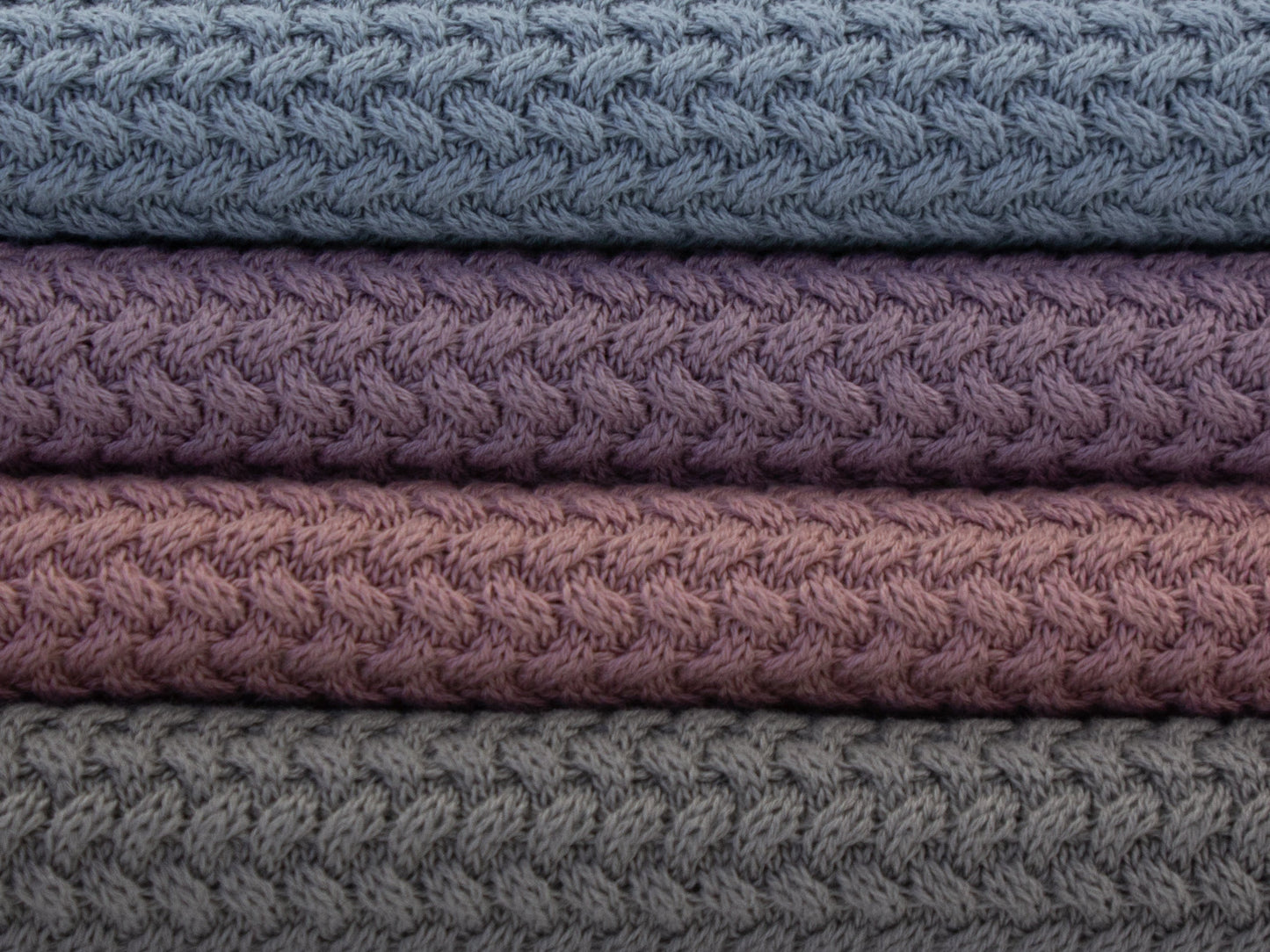 Attēls ar 100% kokvilnas adījums - zilipelēks 525 g/m² – pieejams Šarlotes audumi