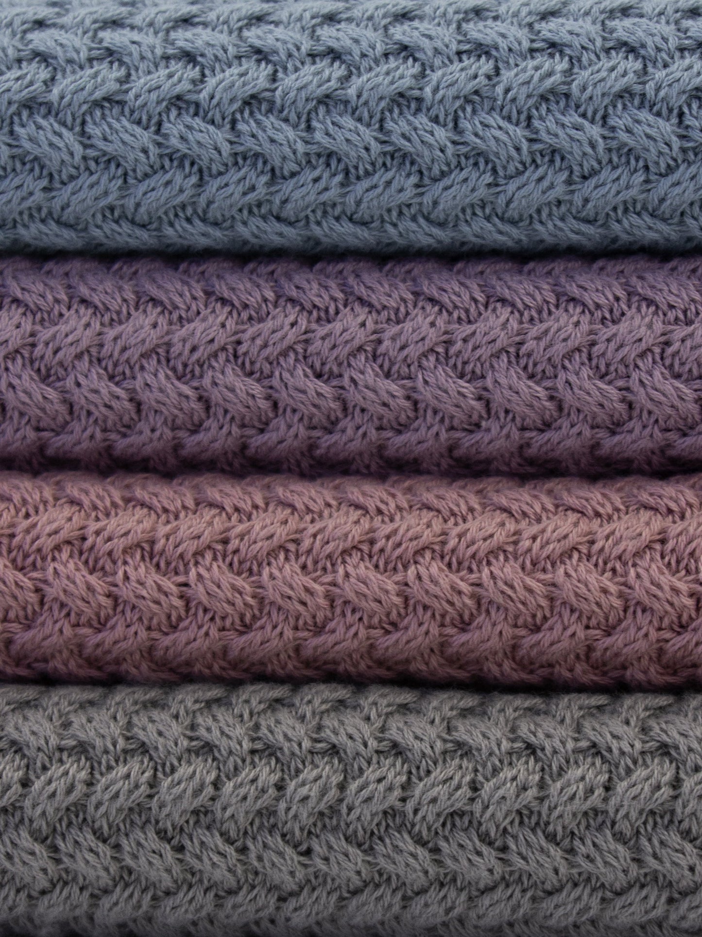 Attēls ar 100% kokvilnas adījums - zilipelēks 525 g/m² – pieejams Šarlotes audumi