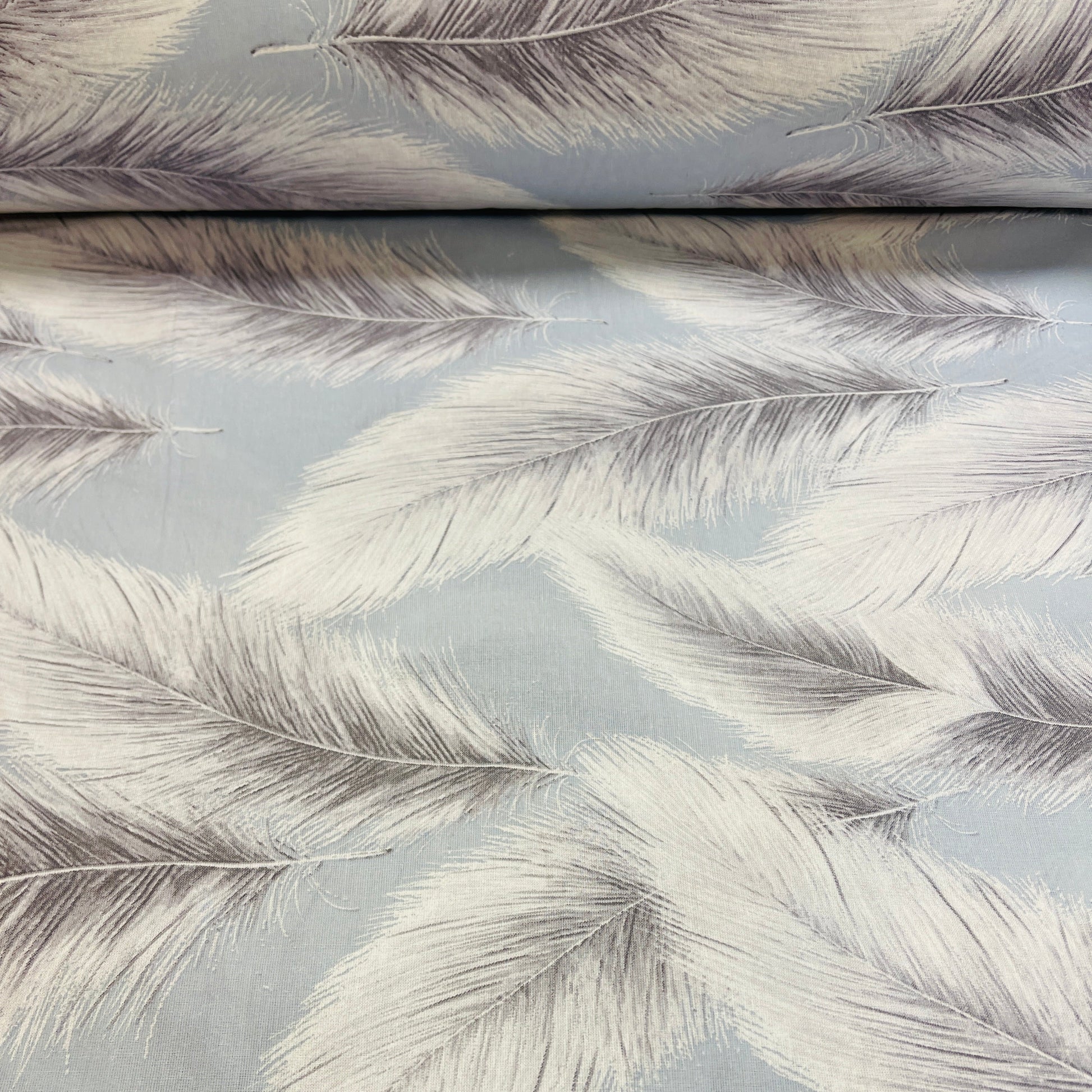 Attēls ar 100% Kokvilnas audums - dūnas 220cm 146 g/m² – pieejams Šarlotes audumi