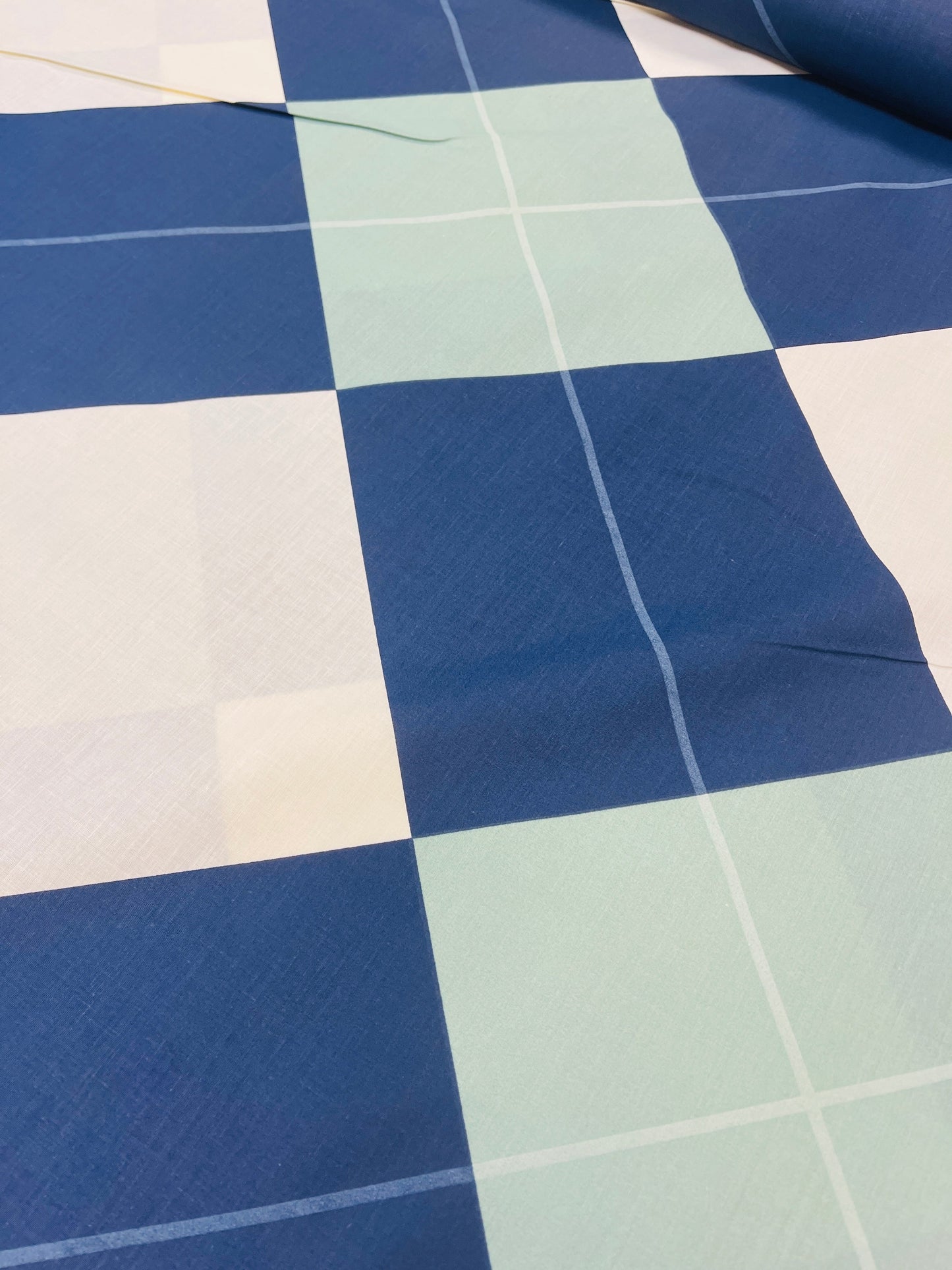 Pilt 100% puuvillane kangas - ruuduline 220cm 146 g/m² – saadaval Šarlotes audumi