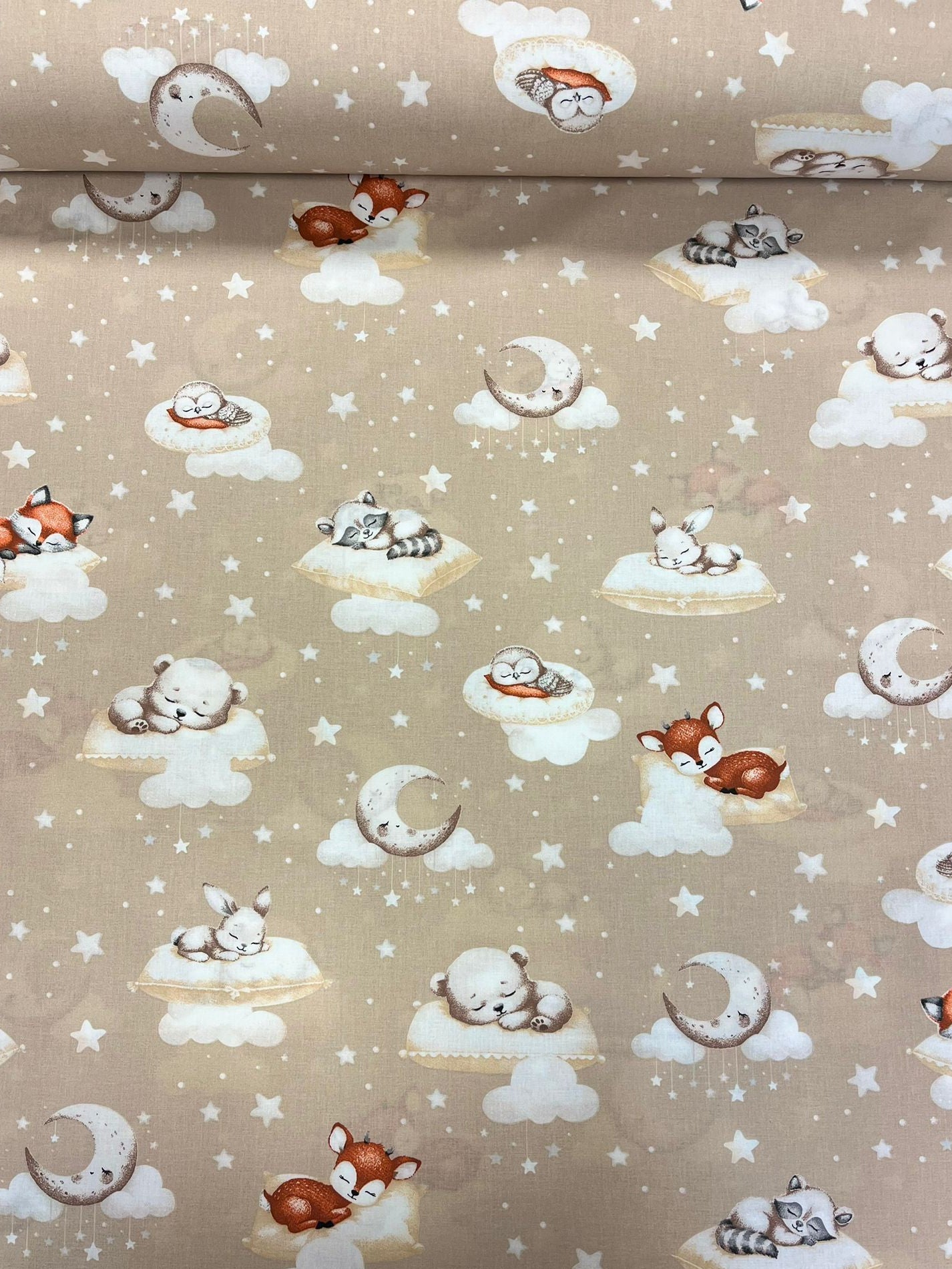 Image en tissu 100 % coton - doux petits rêves pour oursons sur fond beige 125 g/m² – disponible chez Šarlotes audumi