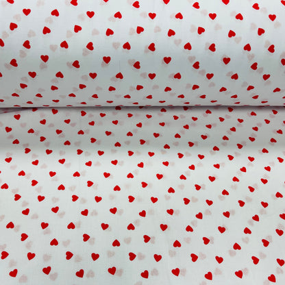 100% tissu en coton - cœurs sur fond blanc 125 g/m