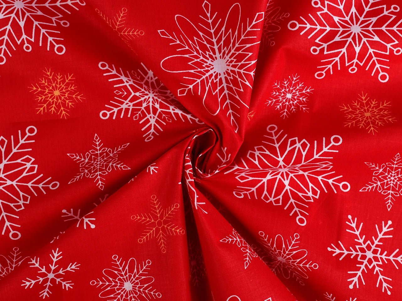 Attēls ar 100% Kokvilnas audums - sniegpārslas uz sarkana fona 125 g/m (DRĪZUMĀ PLAUKTOS) – pieejams Šarlotes audumi