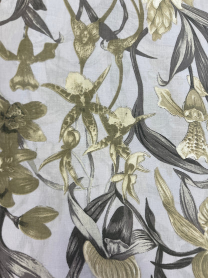 Tissu 100 % coton - motif floral gris 125 g/m²