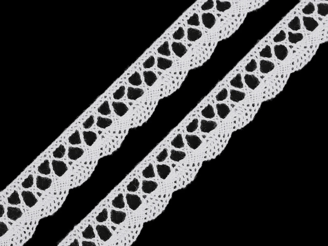 Attēls ar 100% Kokvilnas mežģīne|1,8 cm| balta – pieejams Šarlotes audumi