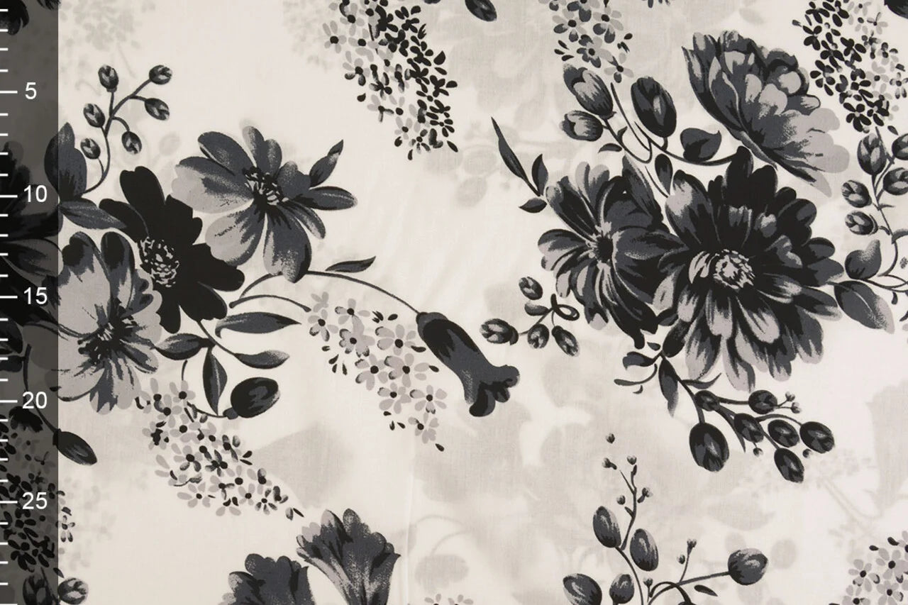 Last piece - 100% Viscose fabric - sea and sand 100 g/m² - 25 cm