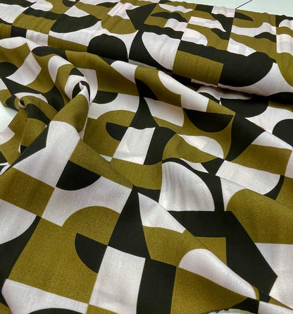 100% Viskosegewebe - Khaki, schwarz-weißes Muster 125 g/m²
