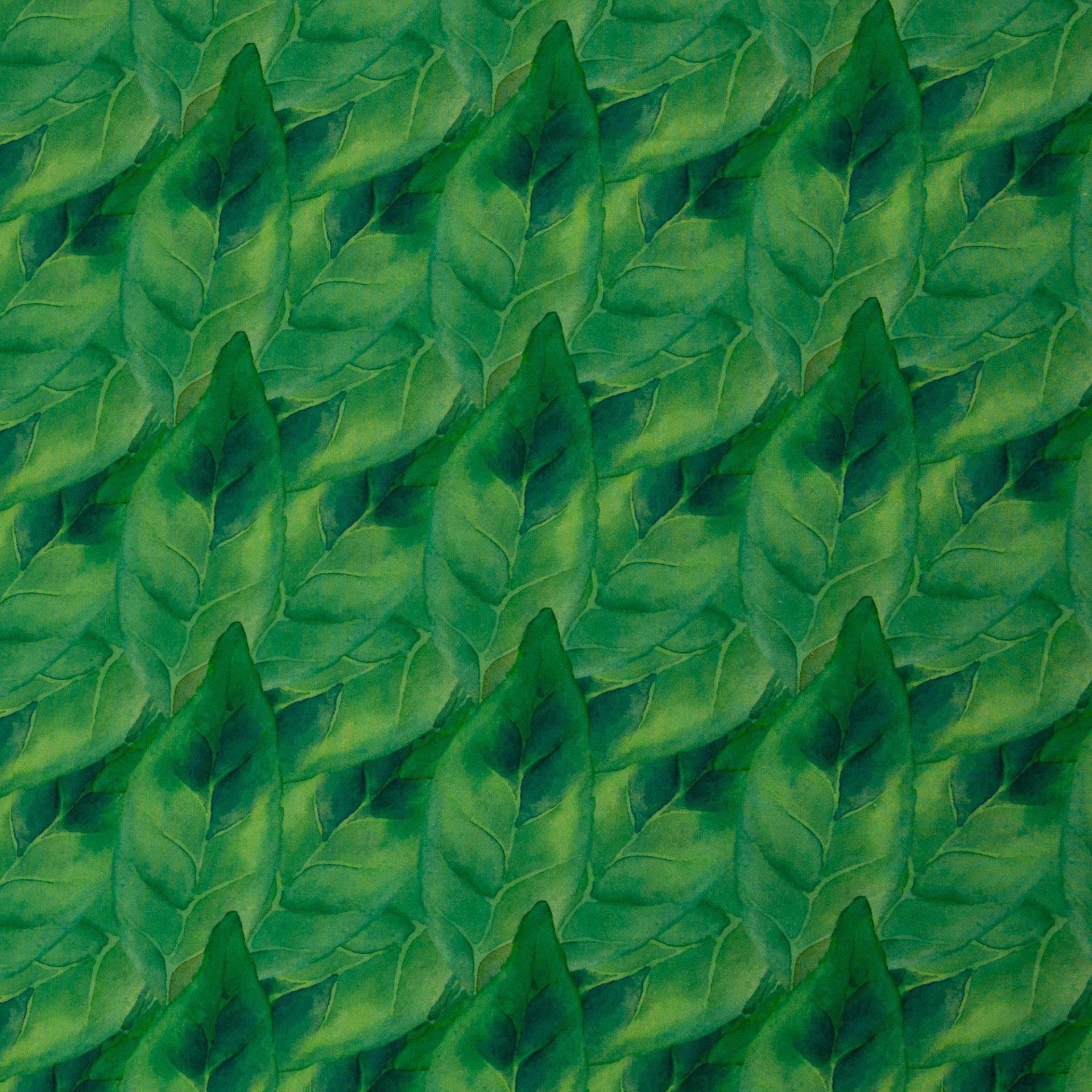 Attēls ar 100% Viskozes audums - smaragda lapotne 125 g/m² – pieejams Šarlotes audumi