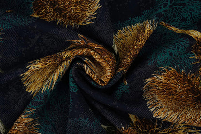 alt
Image with 100% viscose fabric - golden dandelions on a dark blue background 115 g/m² – available at Šarlotes audumi