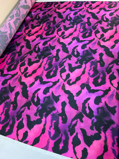 100% Silk satin - animal print on a fuchsia background 80 g/m²