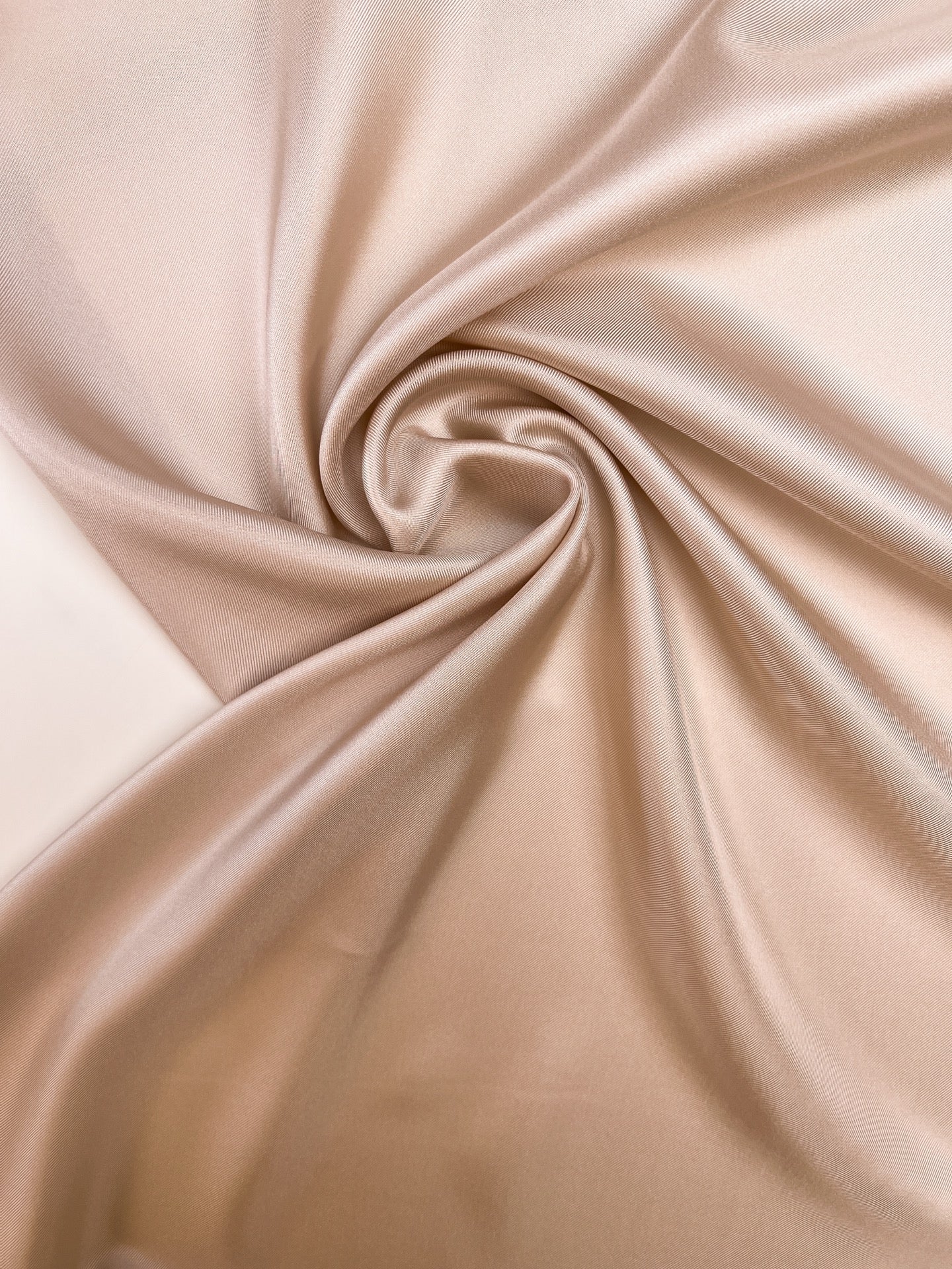 100% silk twill fabric in beige - Italy