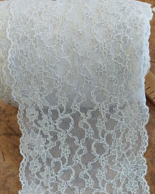 Elastīga mežģīne 17 cm- balta
