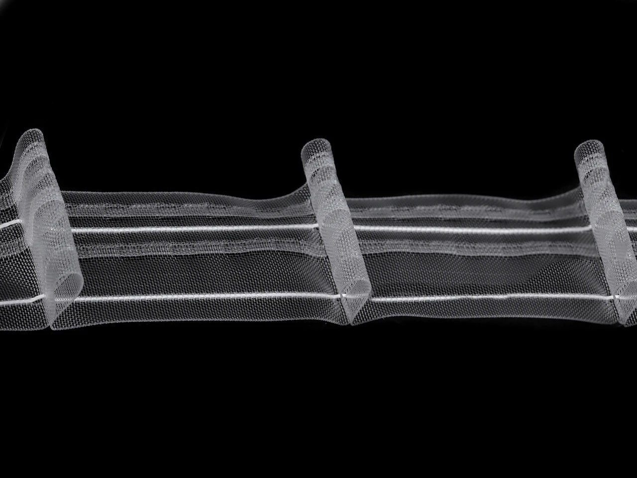 Attēls ar Aizkaru lente ar vienu kroku 50 mm – pieejams Šarlotes audumi