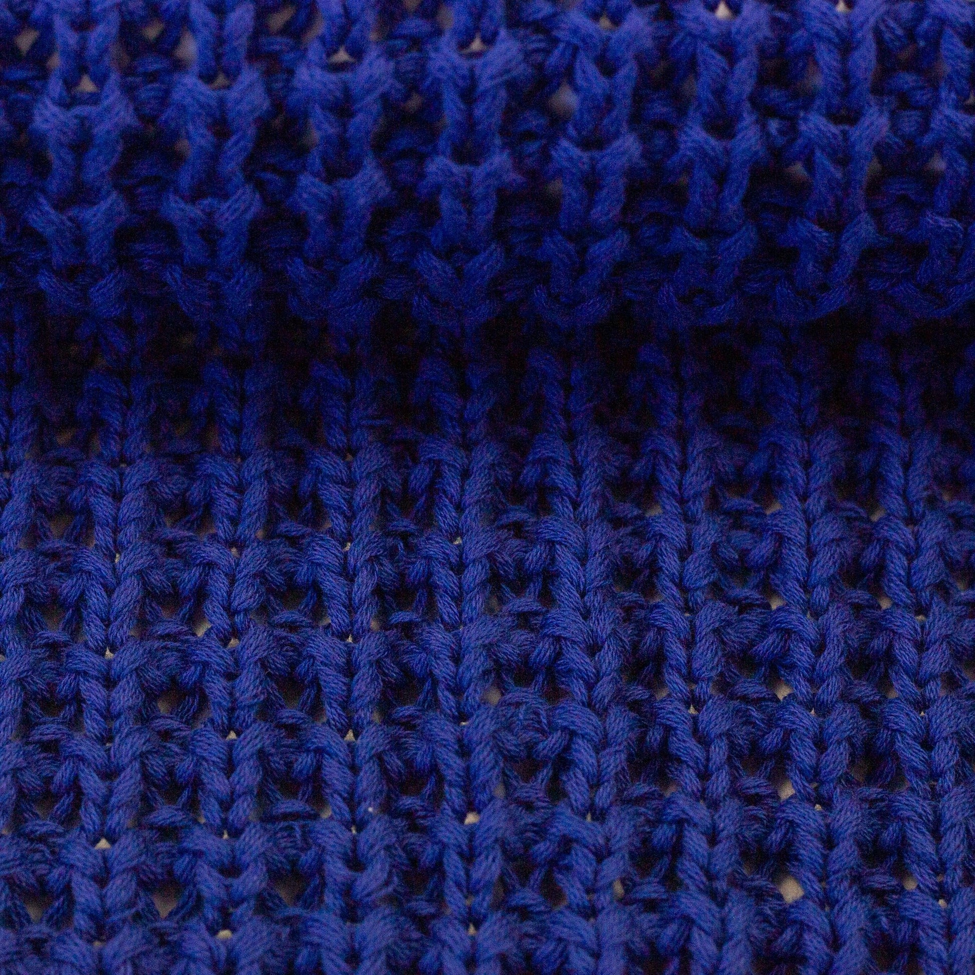 Attēls ar Biezs 100% kokvilnas adījums - karaliski zils 615 g/m² – pieejams Šarlotes audumi