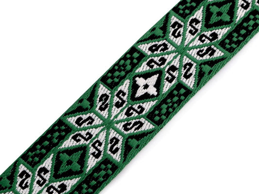 Attēls ar Dekoratīvā siksniņlente ar rakstu – 50 mm | Zaļa etnogrāfiska/ģeometriska lente – pieejams Šarlotes audumi