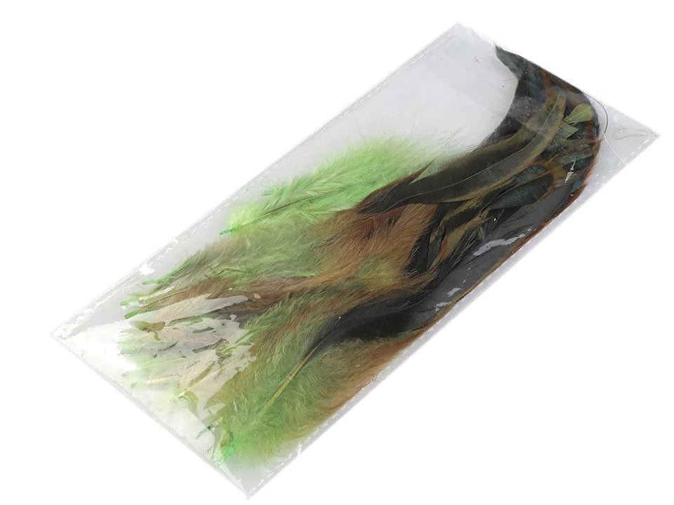 Attēls ar Dekoratīvas vistas spalvas 6–20 cm, 20 gab.|dažadu toņu – pieejams Šarlotes audumi