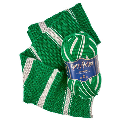 Pilt DMC Harry Potter Magic lõngast, 300 g / 410 m – isetriibuline lõng Sigatüüka majade värvides – saadaval veebipoes Šarlotes audumi