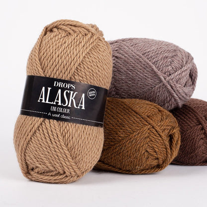 Pilt DROPS Alaska lõngast - 50 g / 70 m – saadaval Šarlotes audumites