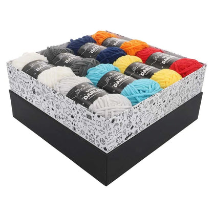 Pilt Scheepjes Little Darling lõngakomplektist, värvikomplekt 8×25g – Farm Friends 24667 – saadaval Charlotte'i kangad