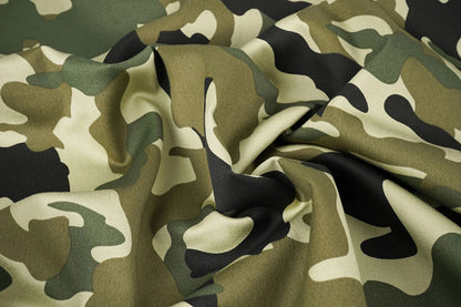 Pilt kamuflaažimustriga teksajakangas – Army Green 275 g/m² – saadaval Šarlotes audumi