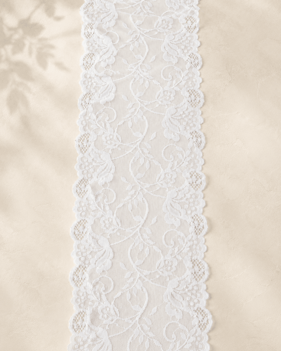 Pilt elastse pitsiga, 15 cm – valge – saadaval veebis Šarlotes audumi