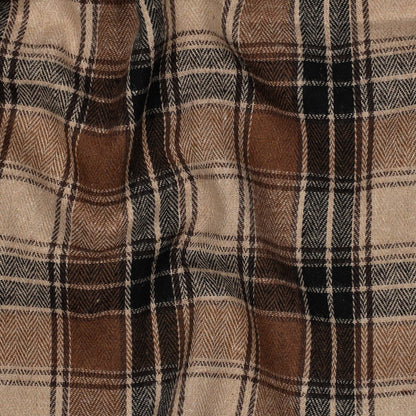 Pilt pruunist ruudulisest flanellist – saadaval veebis Šarlotes audumi
