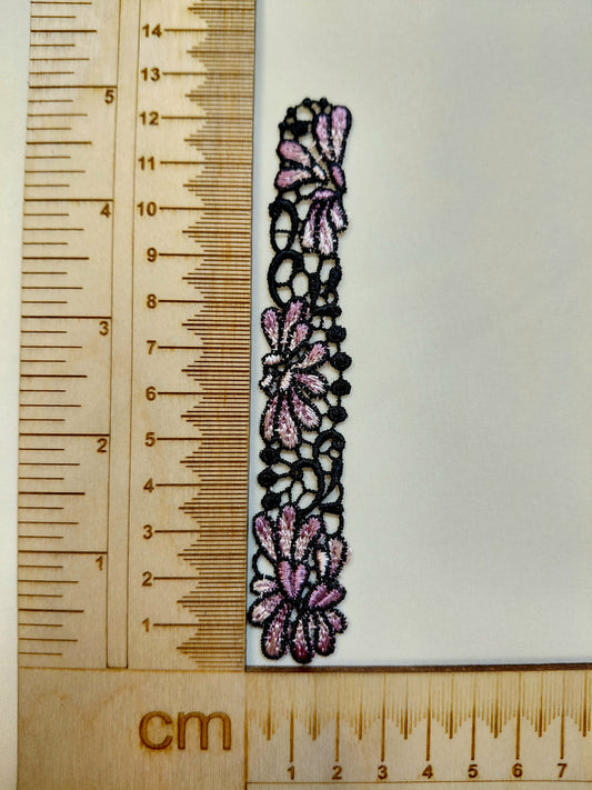 Attēls ar Ielāps/uzšuve 12,5 x 2,2 cm – pieejams Šarlotes audumi
