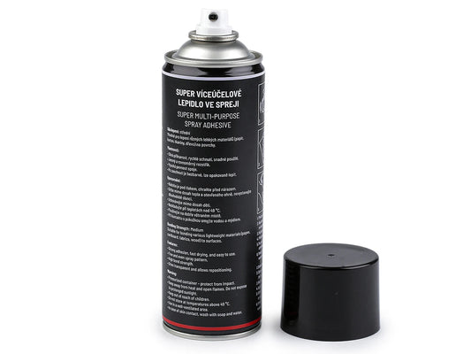 Image d’une colle aérosol ultra-forte pour assembler divers matériaux légers. – disponible chez Šarlotes audumi